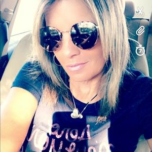 Meet your Posher, Cathy